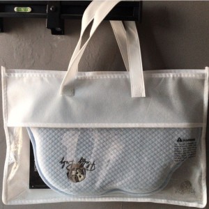 Αφρός μνήμης μαξιλαριού βρέφος